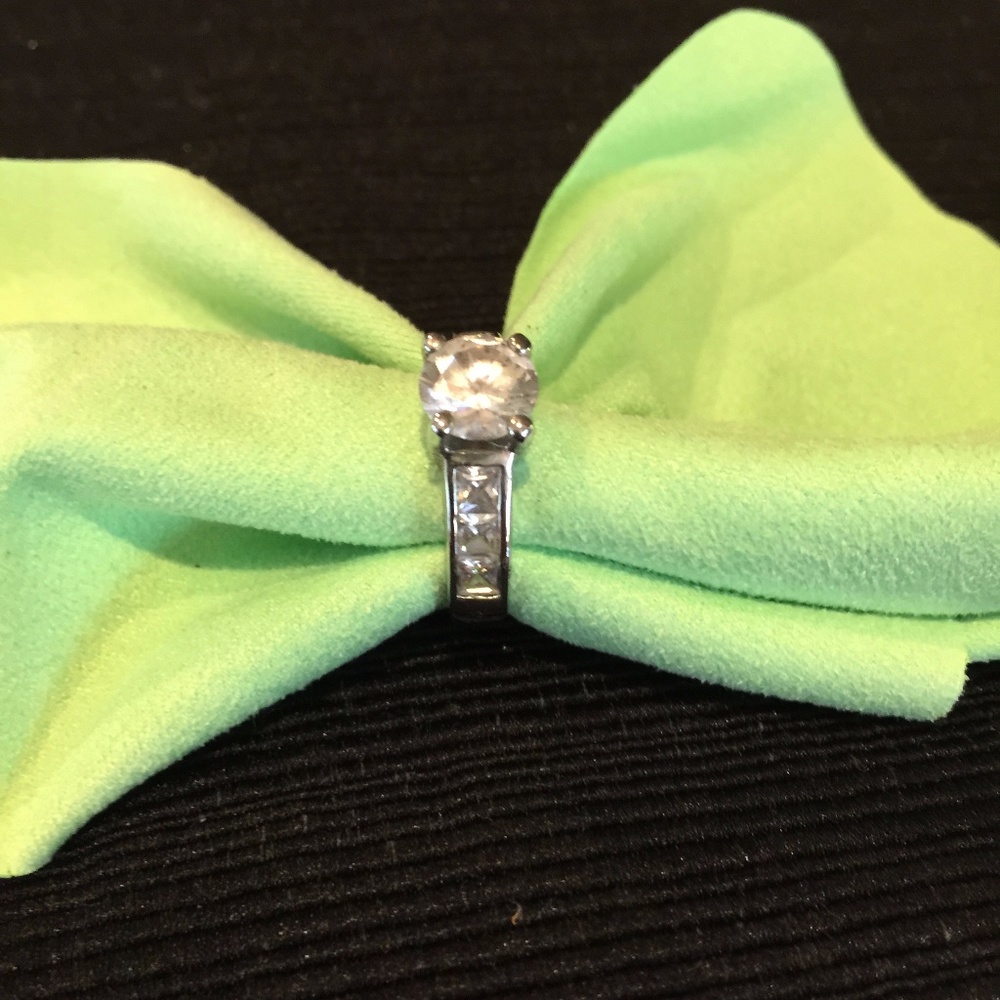 Women's Ring